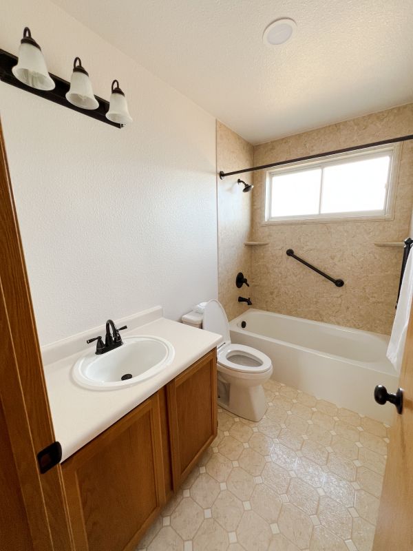 Top Bathroom Remodeling Companies in Loves Park, IL